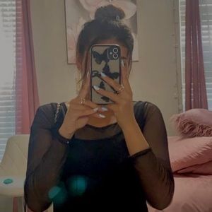 Meet your Posher, Farya